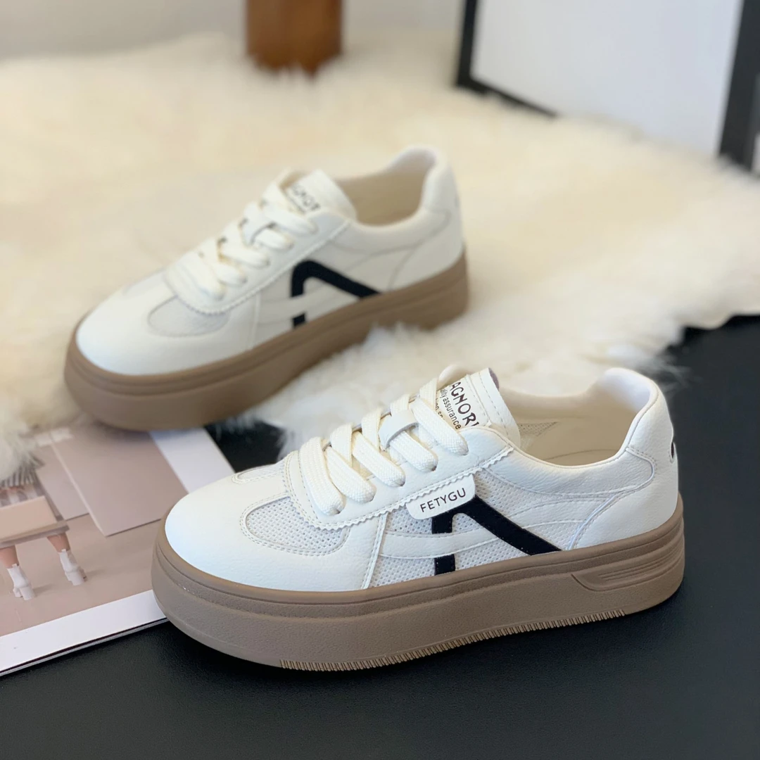 夏季网面透气休闲板鞋女2025年新款简约夏季网红小白鞋厚底德训鞋