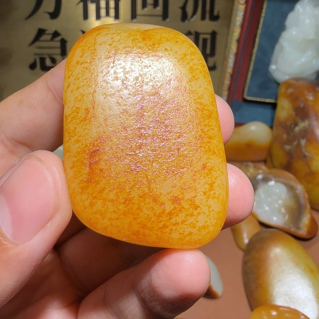 7***.和田玉未镶嵌颈饰