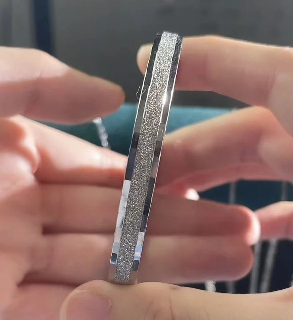 铂金Pt999磨砂手镯