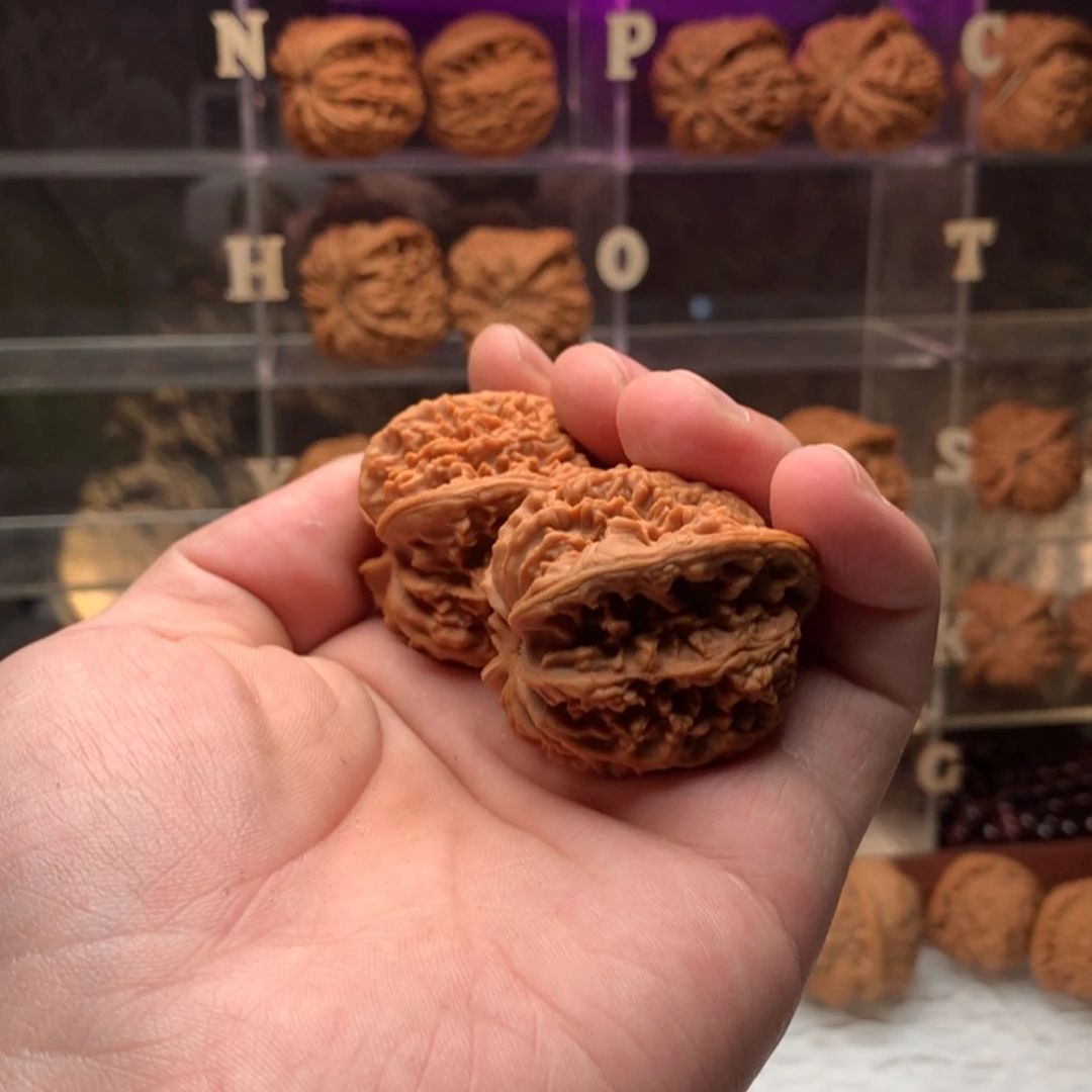 那***咯吊坠文玩核桃满天星666888