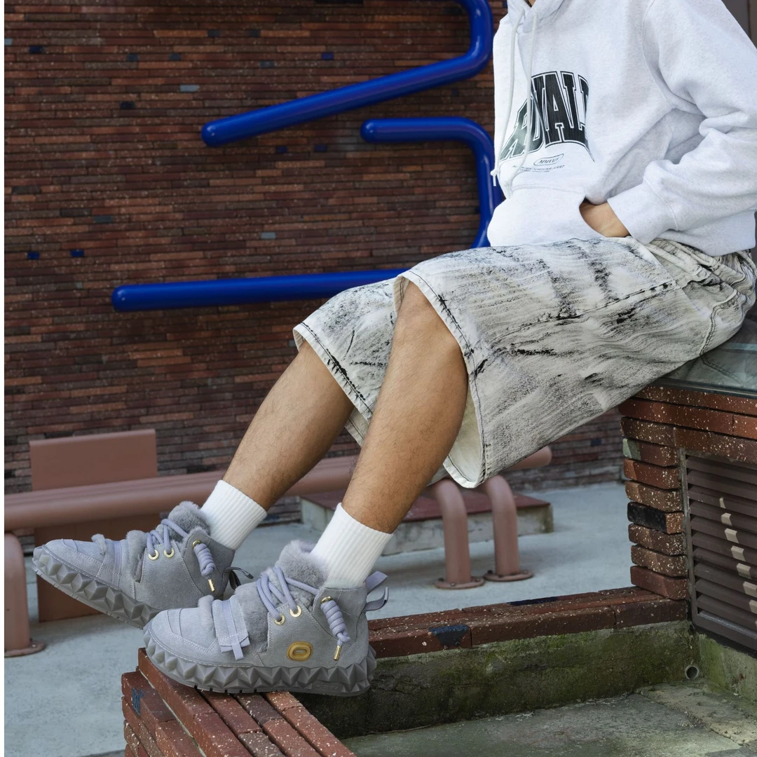 OETZI冰人奥兹丑萌鞋男女新款冬季皮毛一体果冻鞋保暖加绒雪地靴