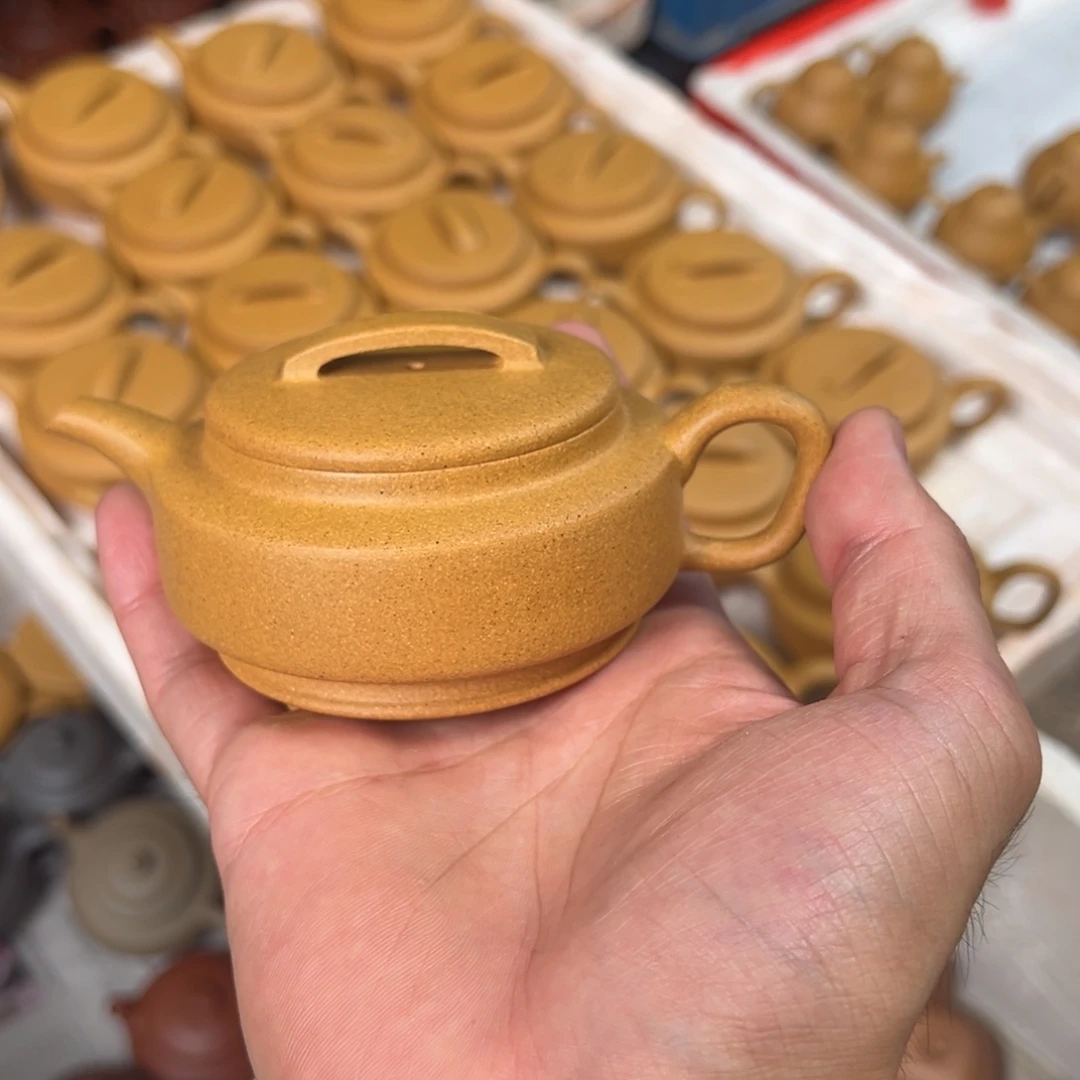 茶壶紫砂黄金段周盘140cc