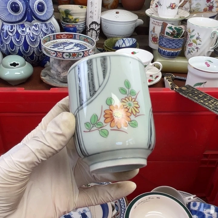 他家瓷器真美…开播了