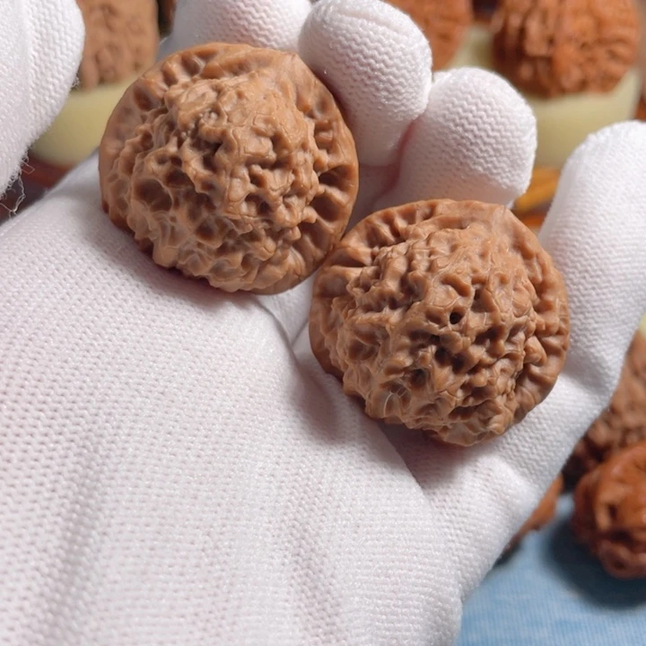 吊坠桃核34尺寸鱼籽纹手捻