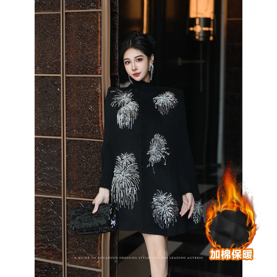 MD君君原创【璀璨人生】2025冬款显瘦时尚斗篷高级百搭羊尼外套