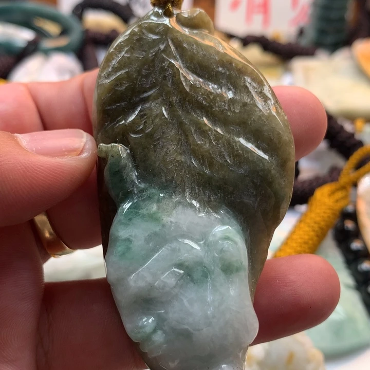 翡翠未镶嵌颈饰保真天然a货翡翠