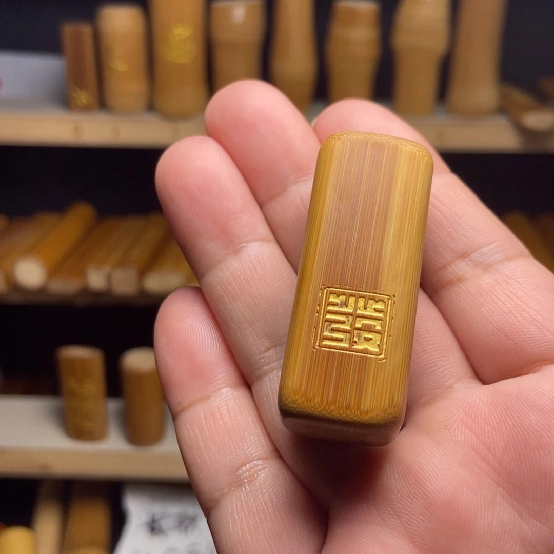 【闪购商品】红皮短发克制款
