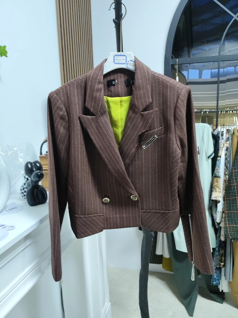 D家-新款短外套-956