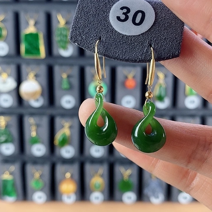 和田玉耳饰18K金镶嵌