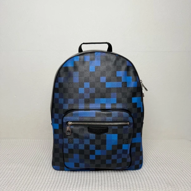 99新 LouisVuitton/路易威登  5920/男士时尚马赛克限量双肩包