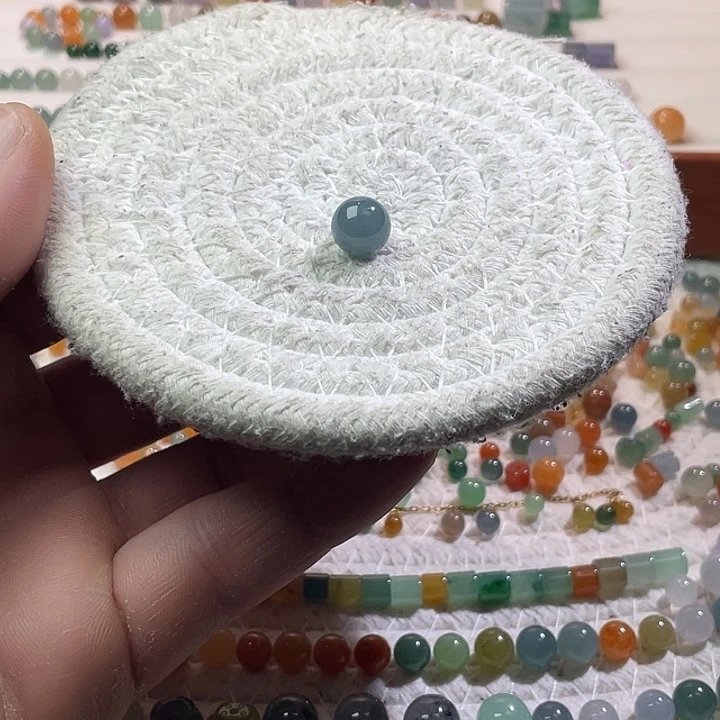 翡翠散珠未镶嵌定制翡翠卡9.8