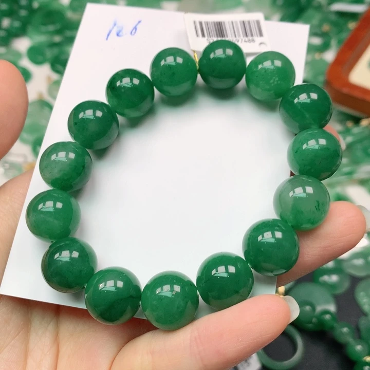 石英质玉颈饰未镶嵌