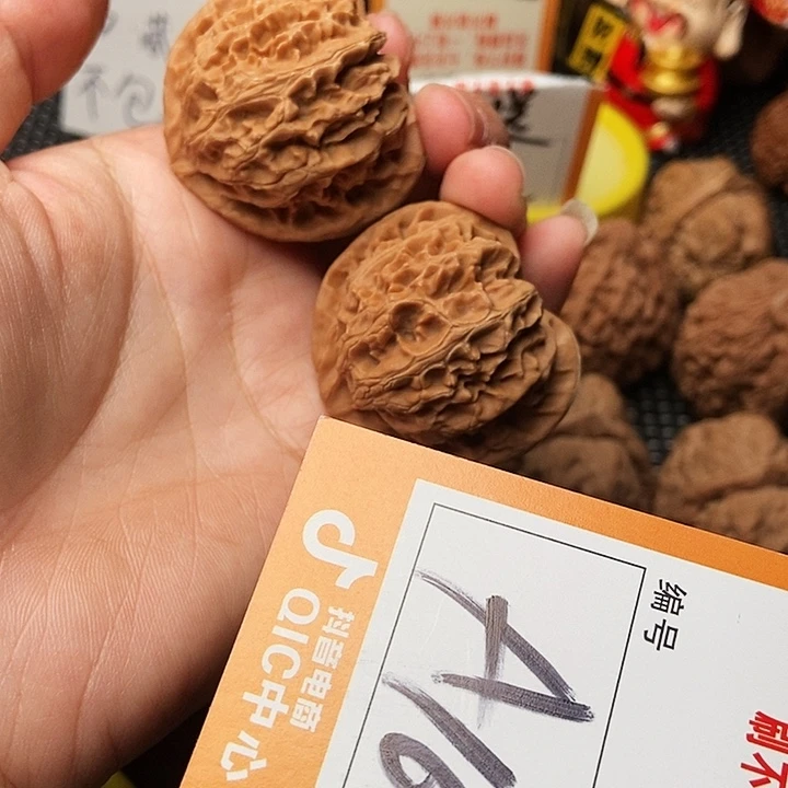 吊坠文玩核桃宫灯全品