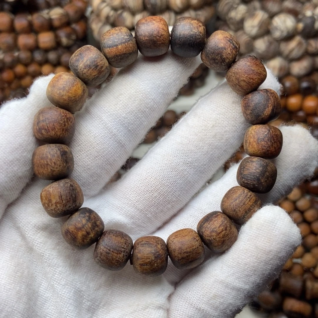 贡木福利1011老型珠手串