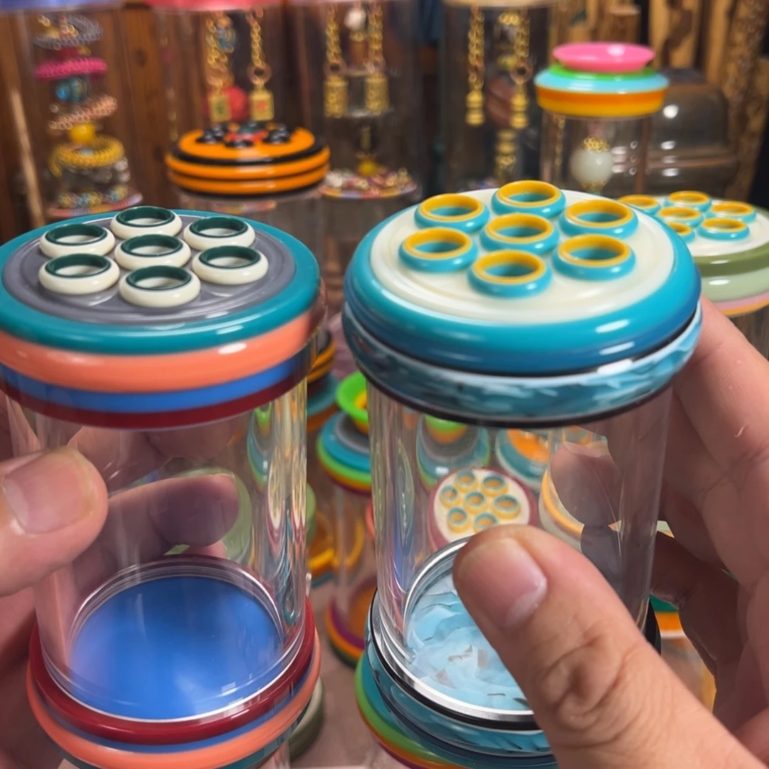 树脂制品两个罐子 不要发错 不要搞错