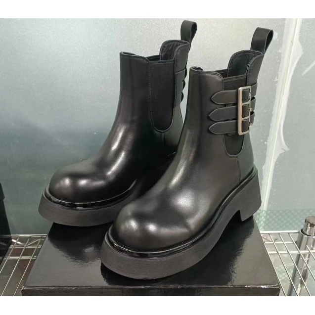 【唯品专属】DM002新款秋冬女短靴百搭女简约靴子