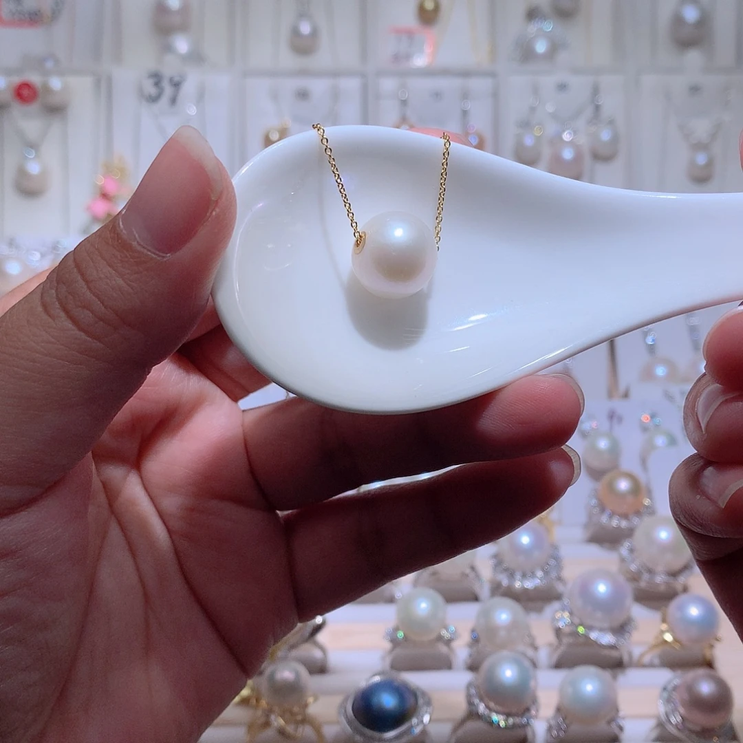 吊坠(赠链)淡水珍珠18K金镶嵌CC13.1mm