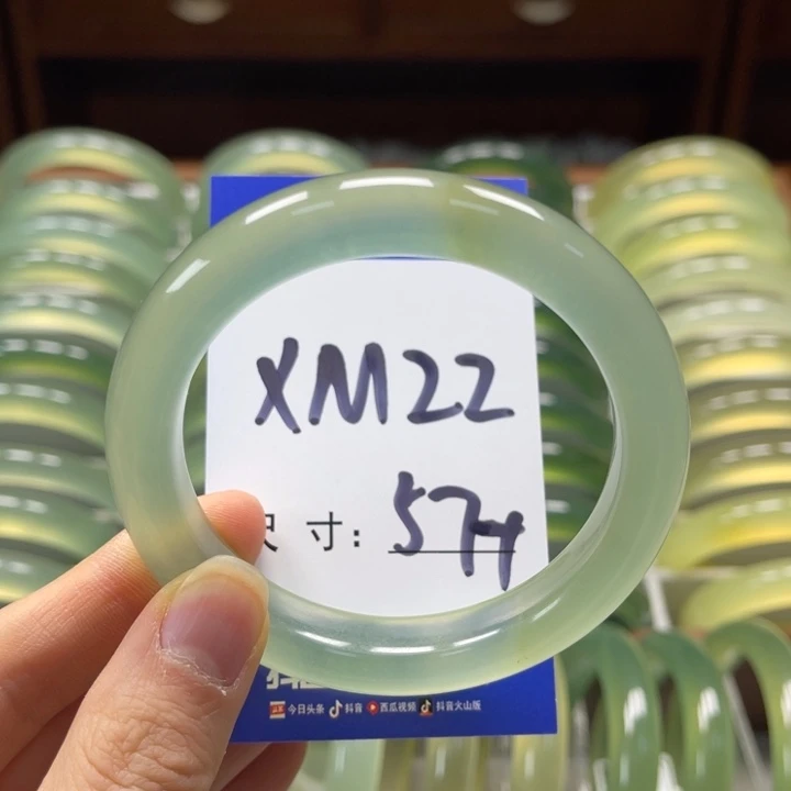 光***量岫玉未镶嵌手镯手镯