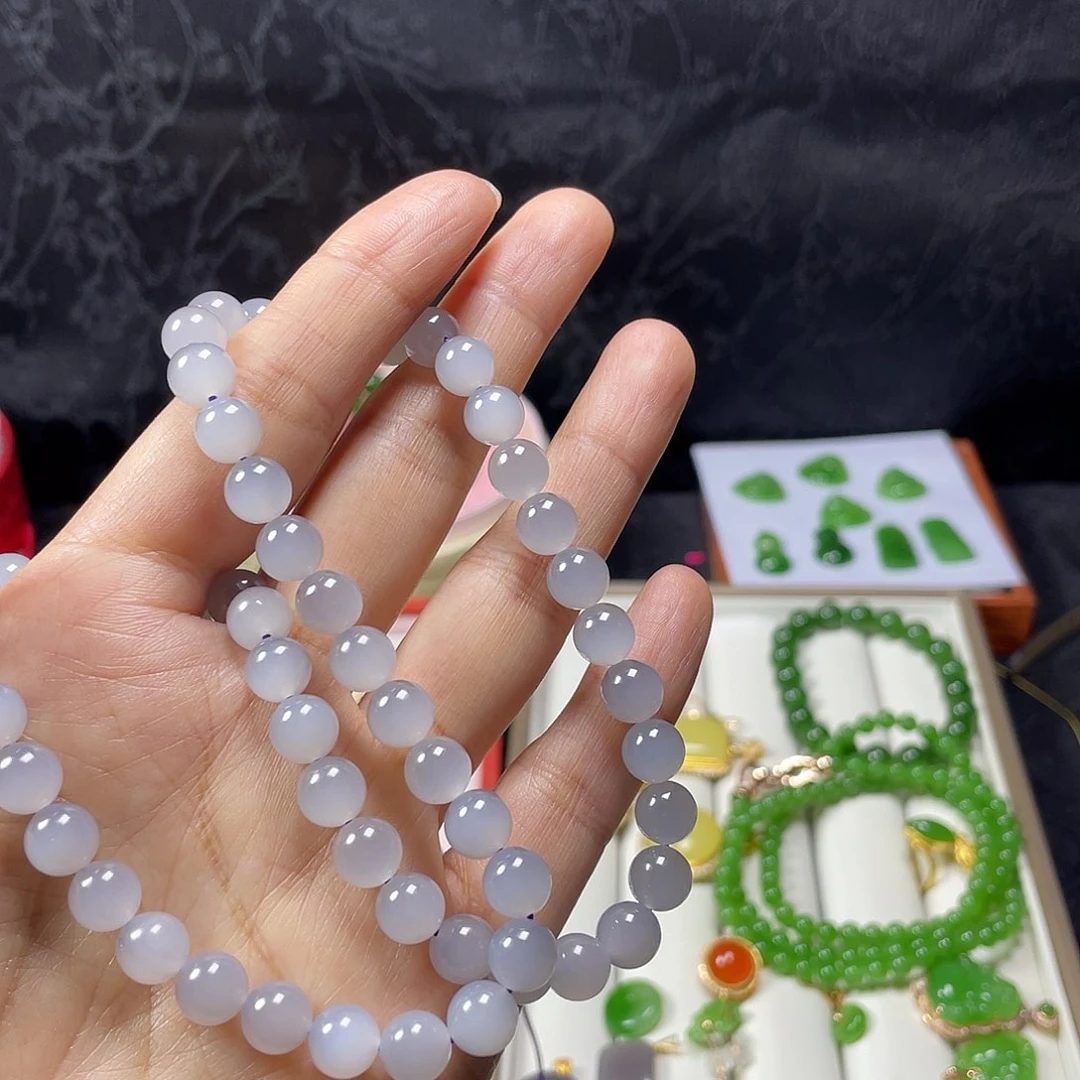 和田玉手串未镶嵌圆***莉