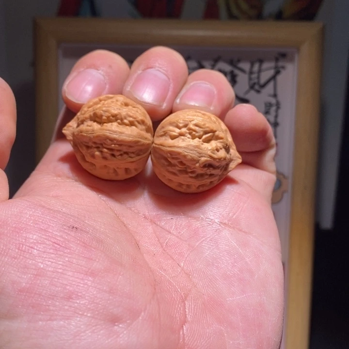 文玩核桃把件小狮子头