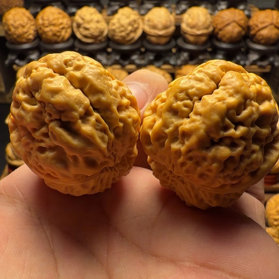 文玩核桃把件40尺 老蟾头