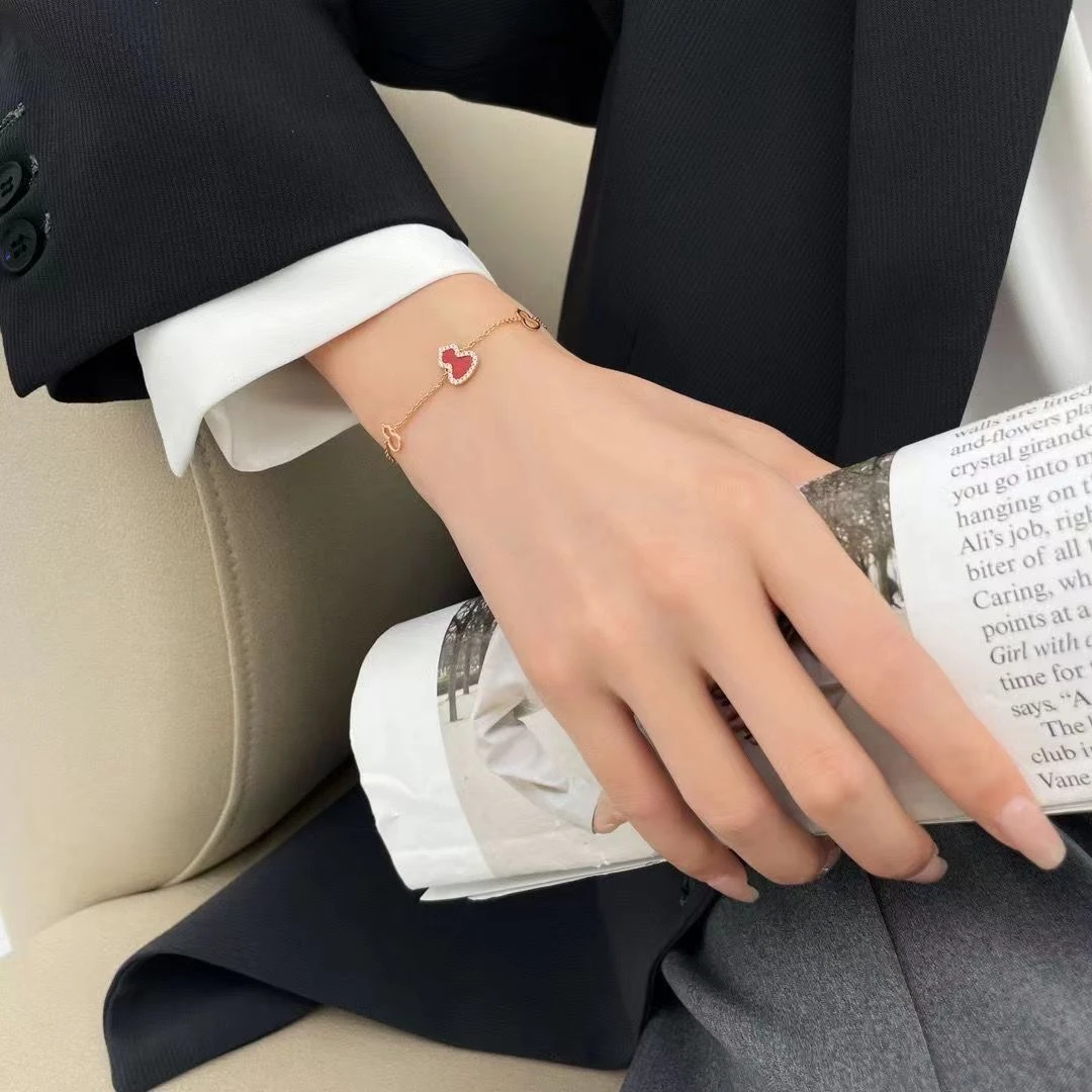 铜合金贝壳手链 气质葫芦手链同款轻奢高级设计ins时尚轻奢小众