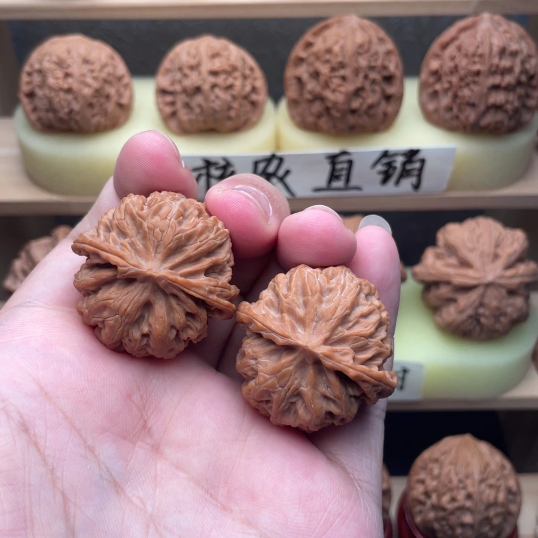 吊坠文玩核桃苹果圆手捻35