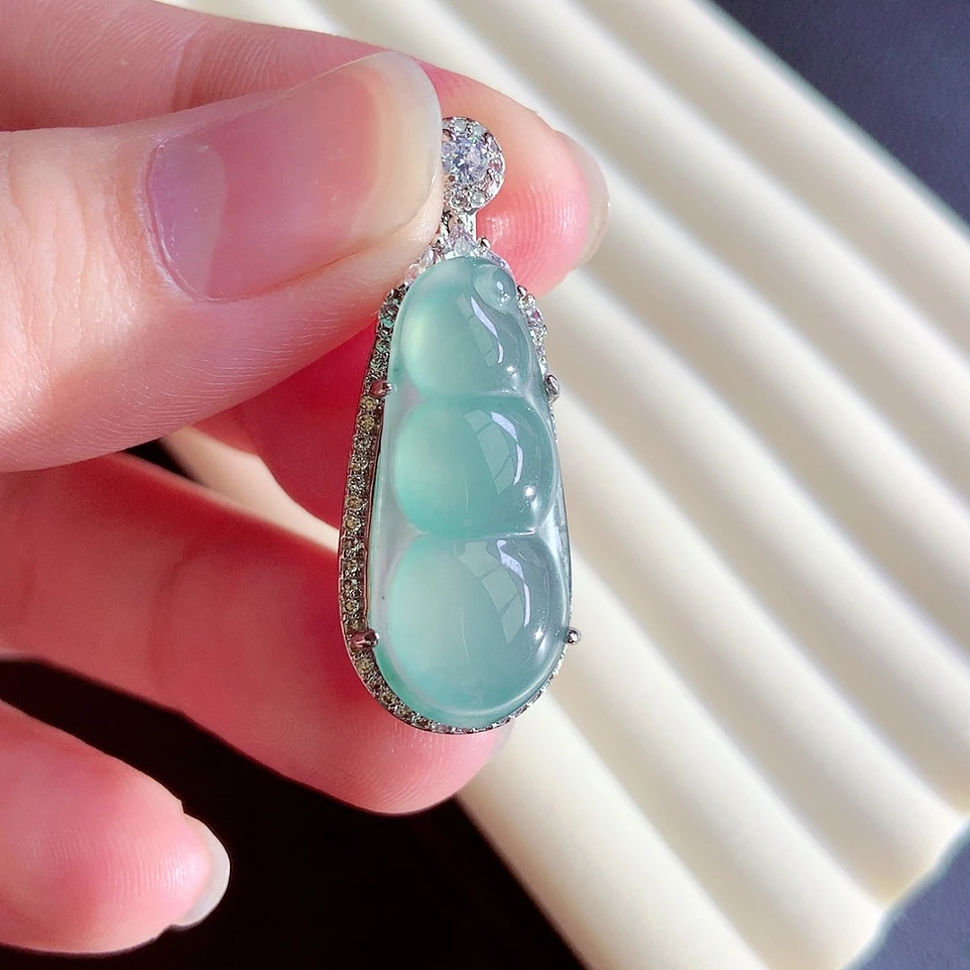 【闪购商品】颈饰未镶嵌翡翠天然