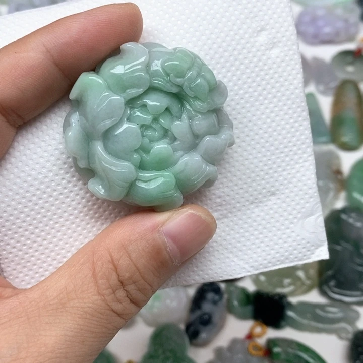 翡翠未镶嵌颈饰天然缅甸翡翠