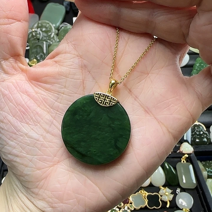 和田玉银S925镶嵌吊坠(赠链)