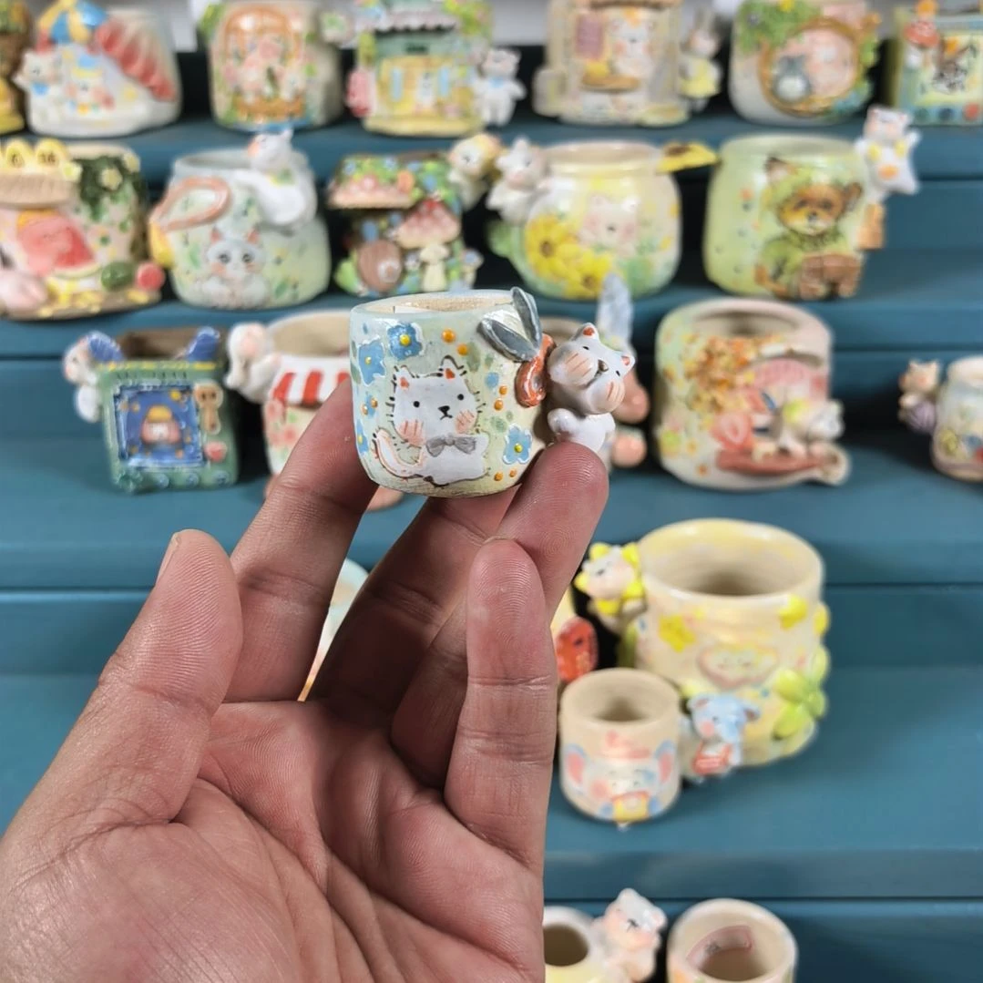 蝴蝶花小猫 手绘立体多肉花盆