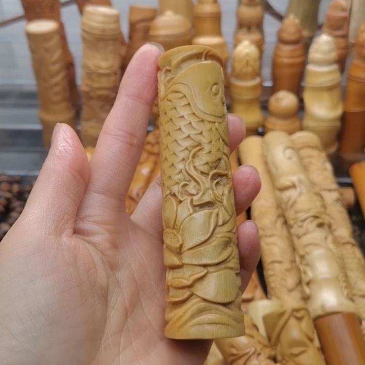 用***0竹黄皮料子浮雕鱼