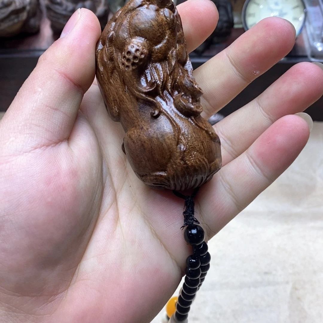 大叶紫檀（黑酸枝木类）