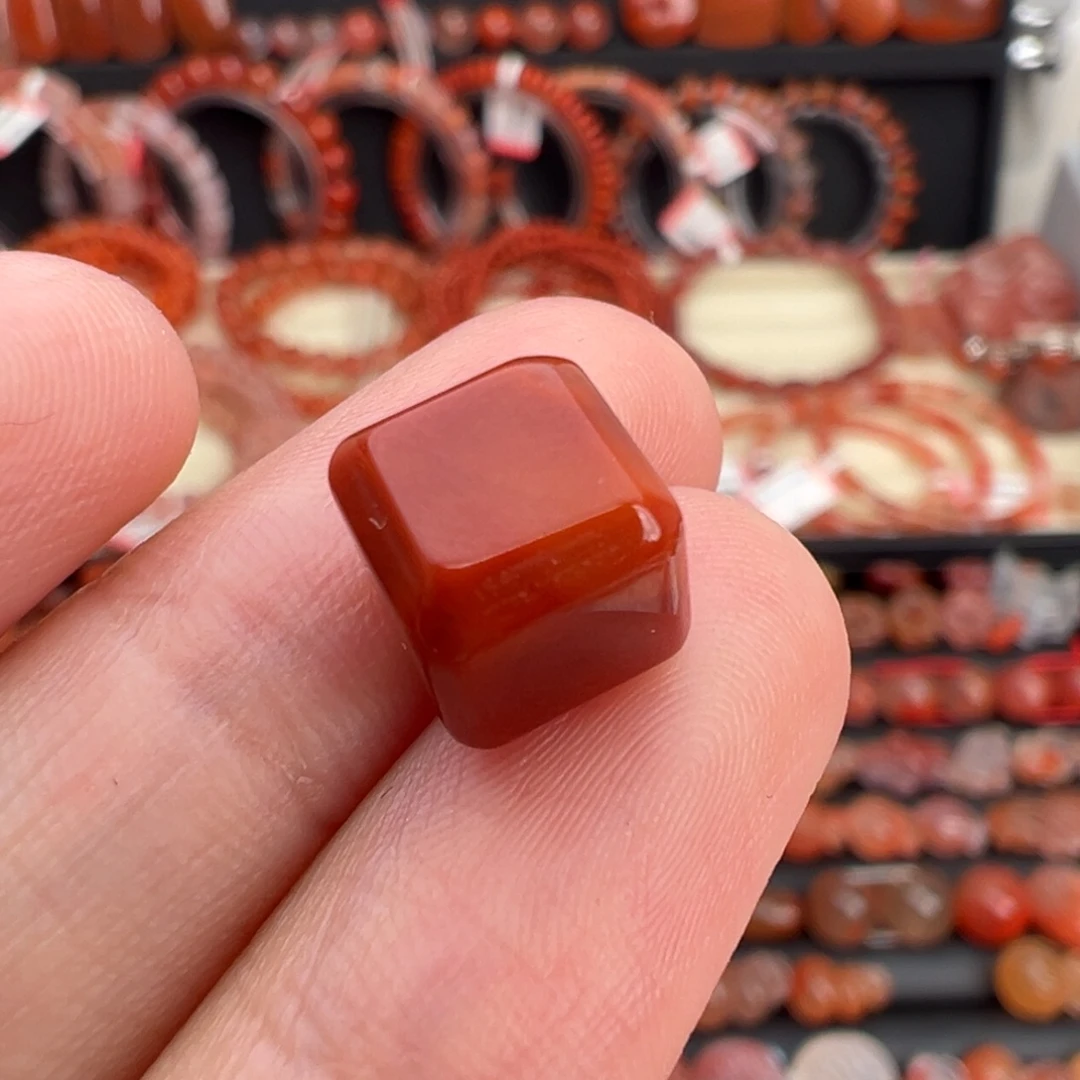 南红玛瑙未镶嵌颈饰火焰方糖