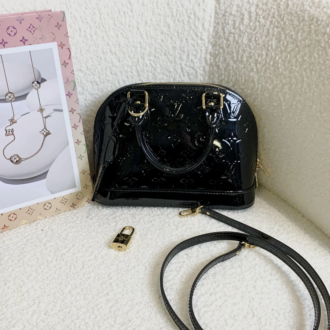 99新 LouisVuitton/路易威登 壹臻/黑金漆皮almabb贝壳包75491147