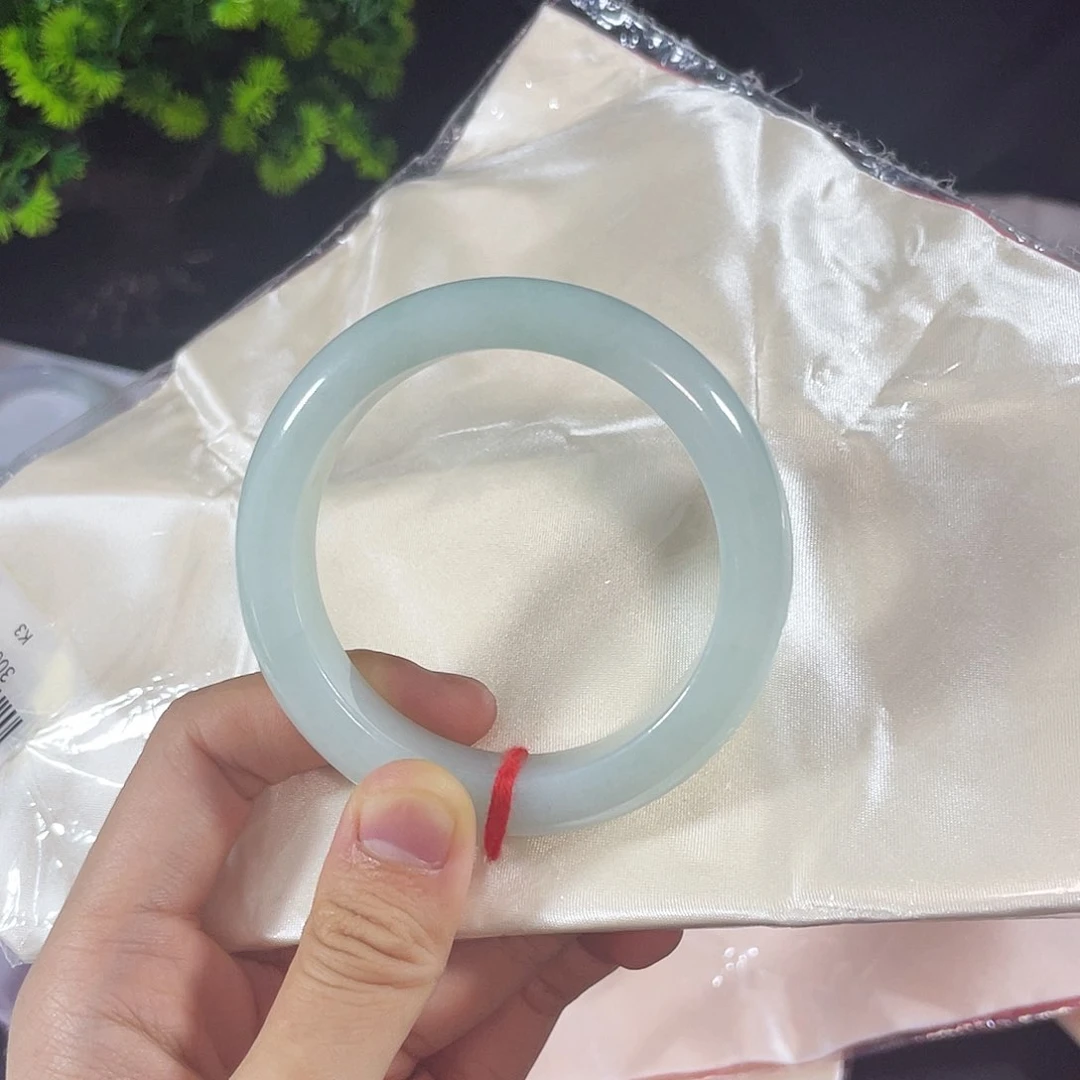 未镶嵌手镯翡翠小**崽
