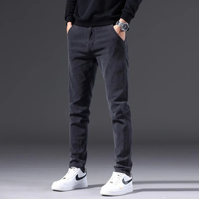 香港牛仔裤男士2025春季新款弹力修身小脚春秋款潮流百搭休闲长裤