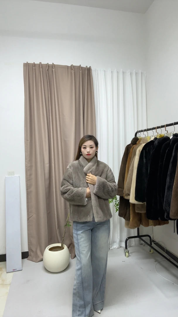 紫金短二整貂水貂皮草貂皮大衣常规短款女Y领真貂外套