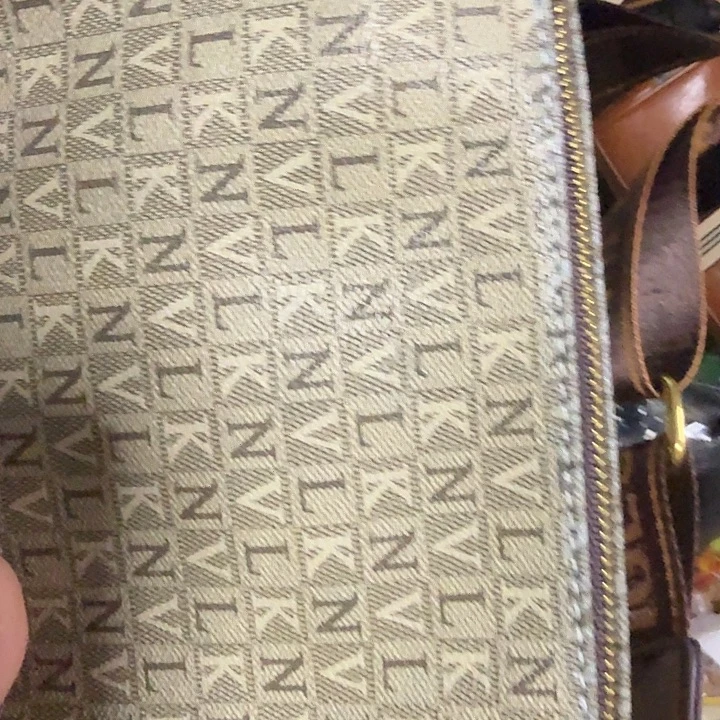织物还放丹丹给豪杰看看