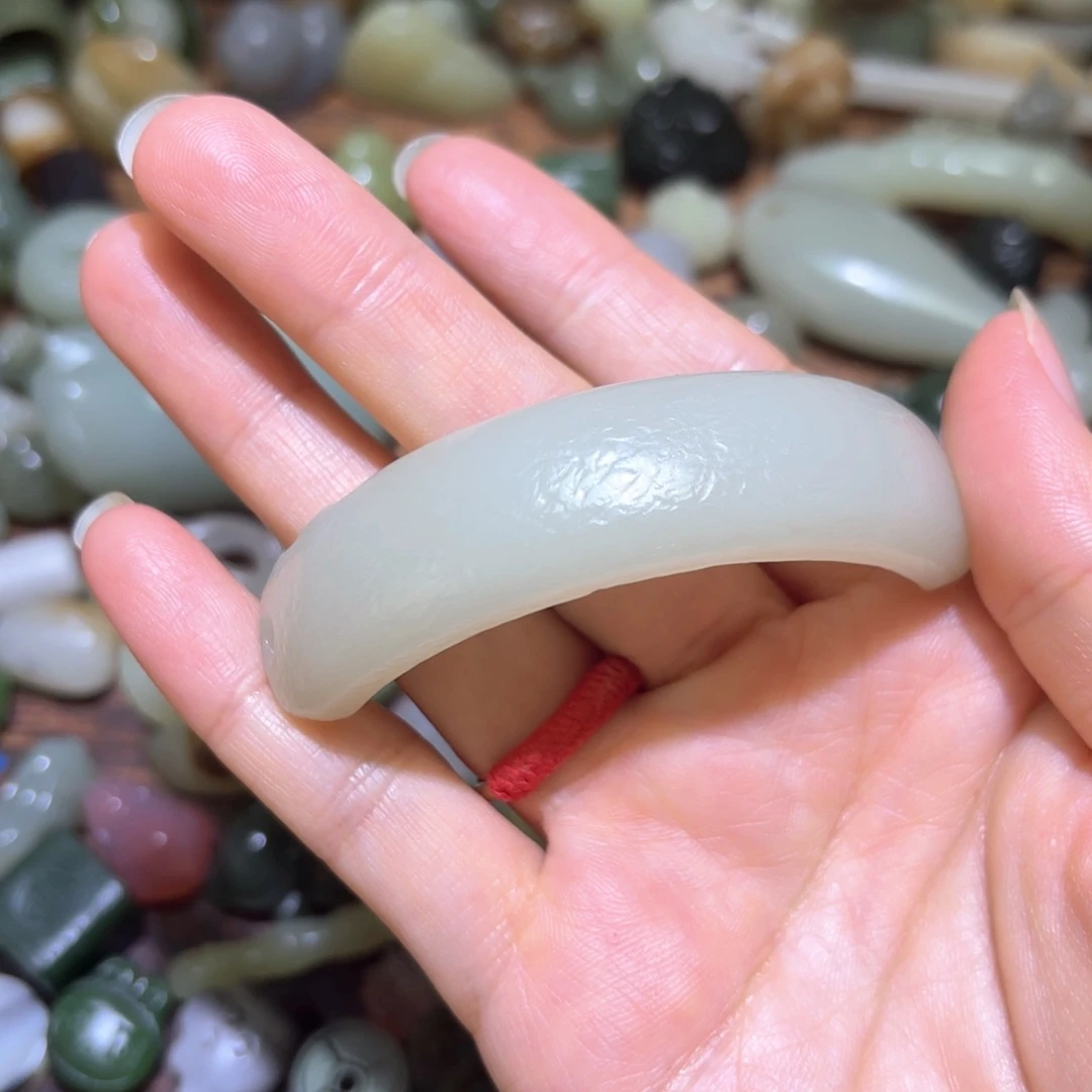 和田玉未镶嵌珠宝半成品