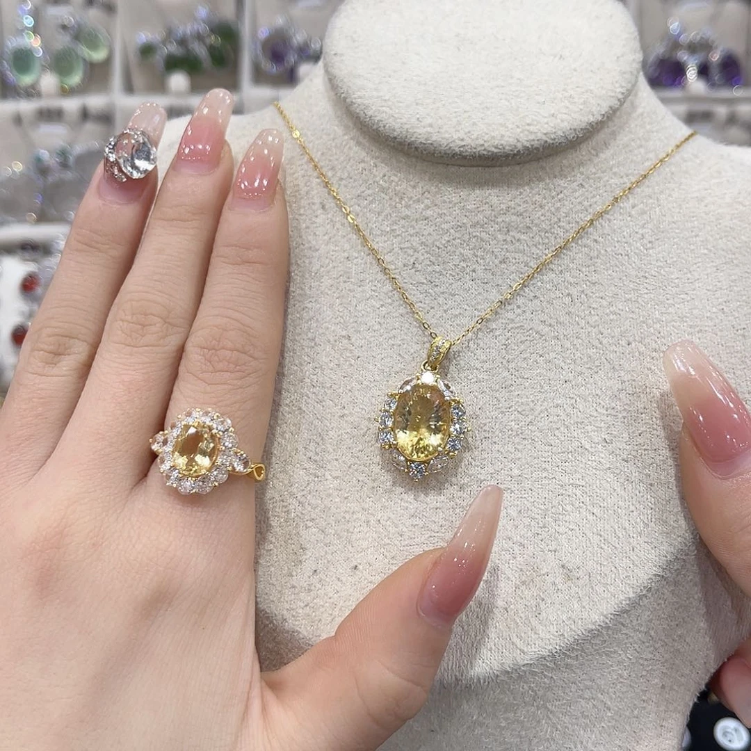 贝***米黄晶颈饰银S925镀金镶嵌