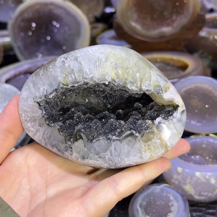 水晶未镶嵌珠宝半成品