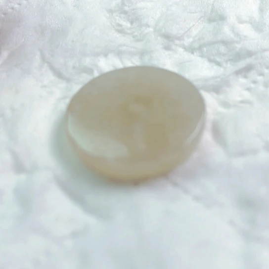 翡翠颈饰未镶嵌心***?吊坠