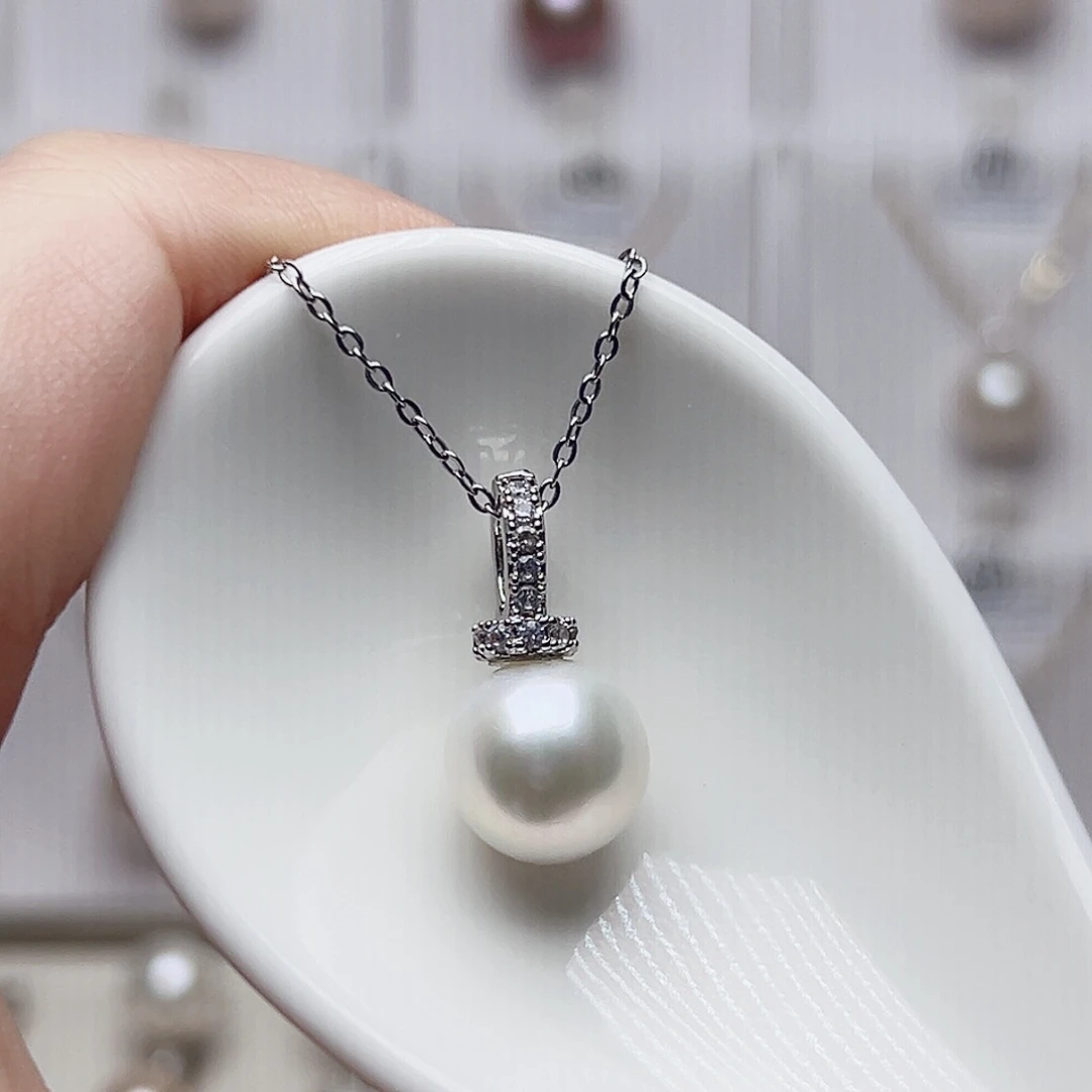 淡水珍珠吊坠(赠链)未镶嵌