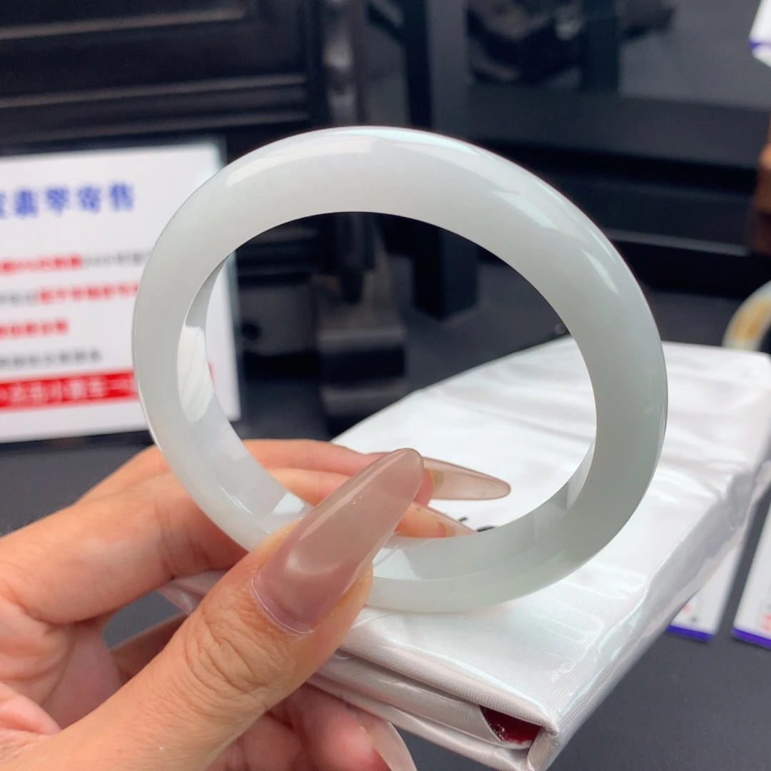 未镶嵌手镯翡翠28