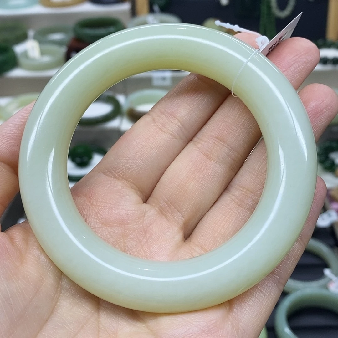 和田玉未镶嵌手镯和田玉62