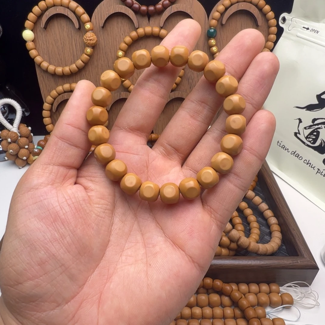 猴头核桃手串泛油六方