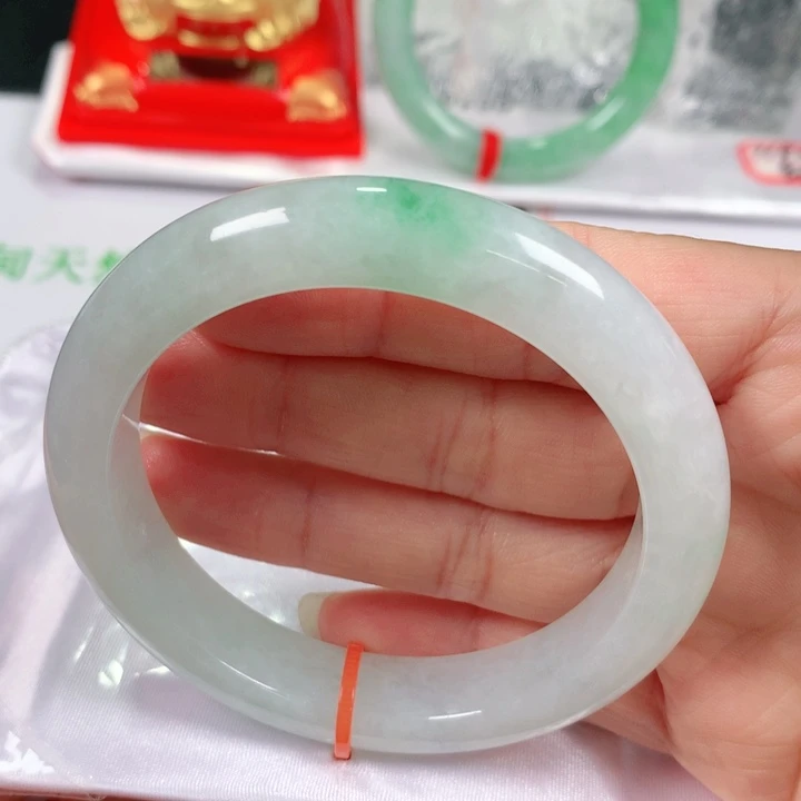 未镶嵌手镯翡翠   编号ZD1251 正圈57