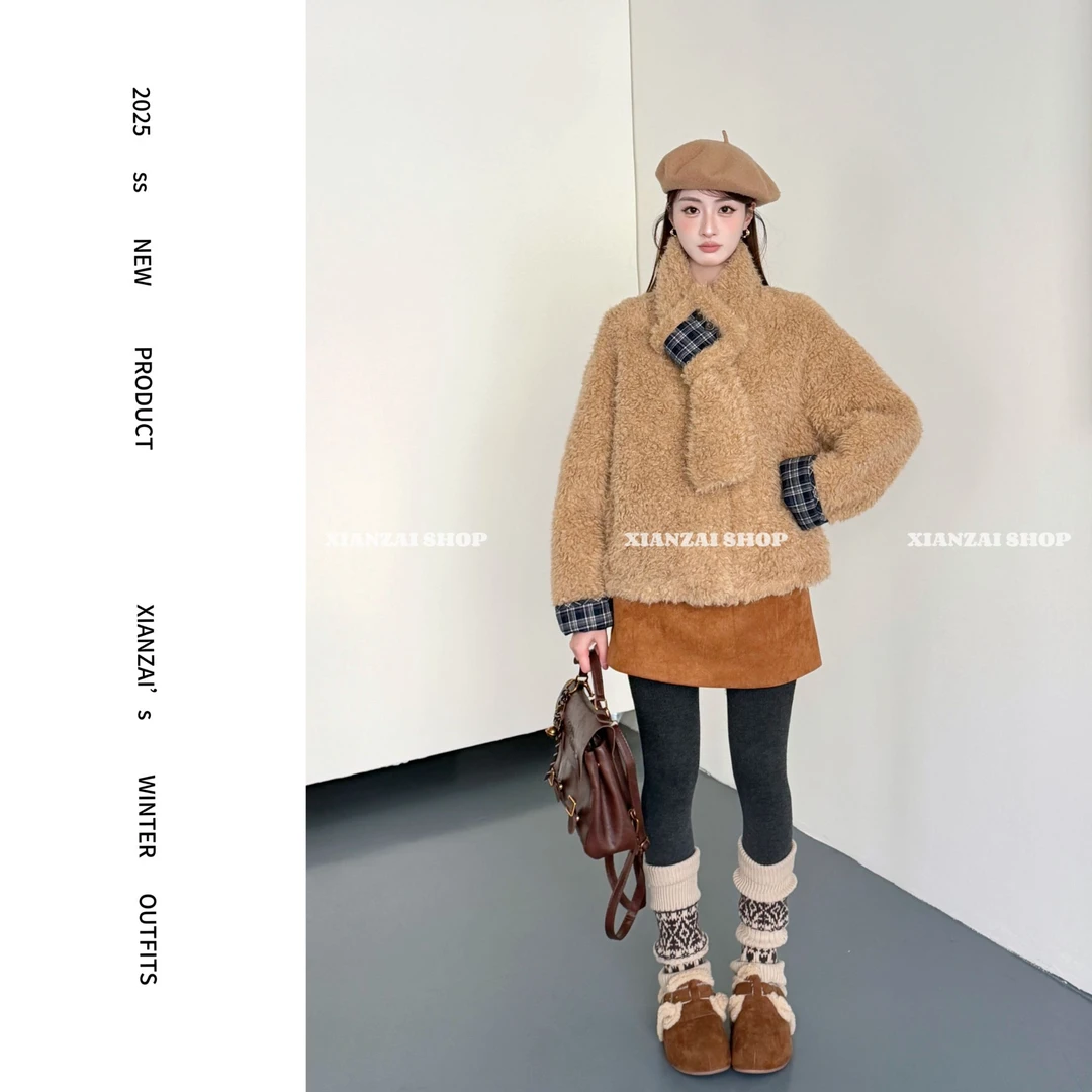 XIANZAI【小熊抱抱】冬季新款保暖格纹毛毛外套短裙围巾三件套装