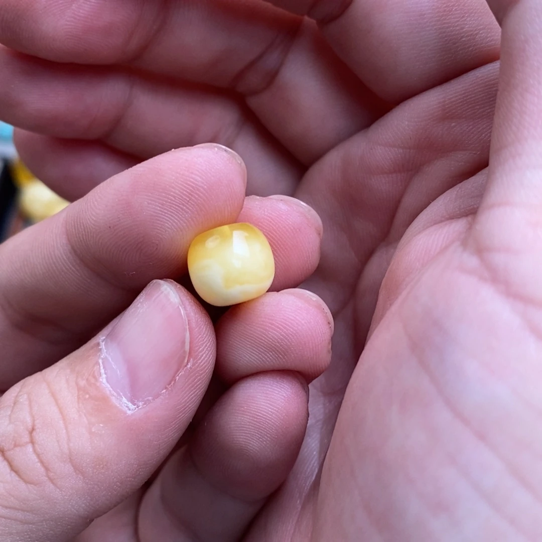 花***挂蜜蜡未镶嵌裸石配饰